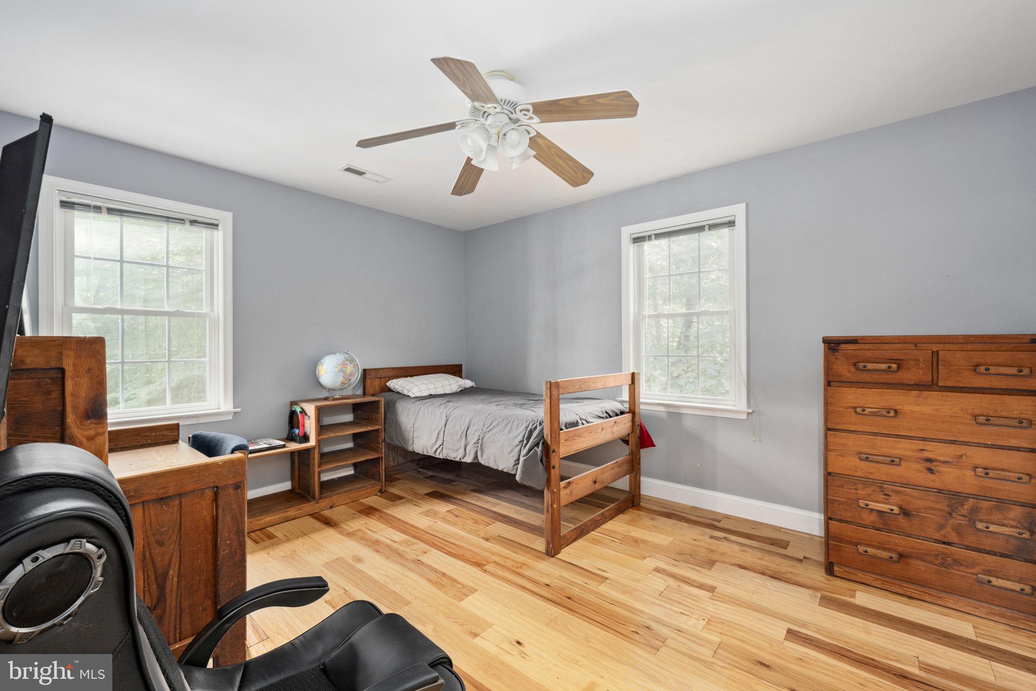 TALL PINES - Residential