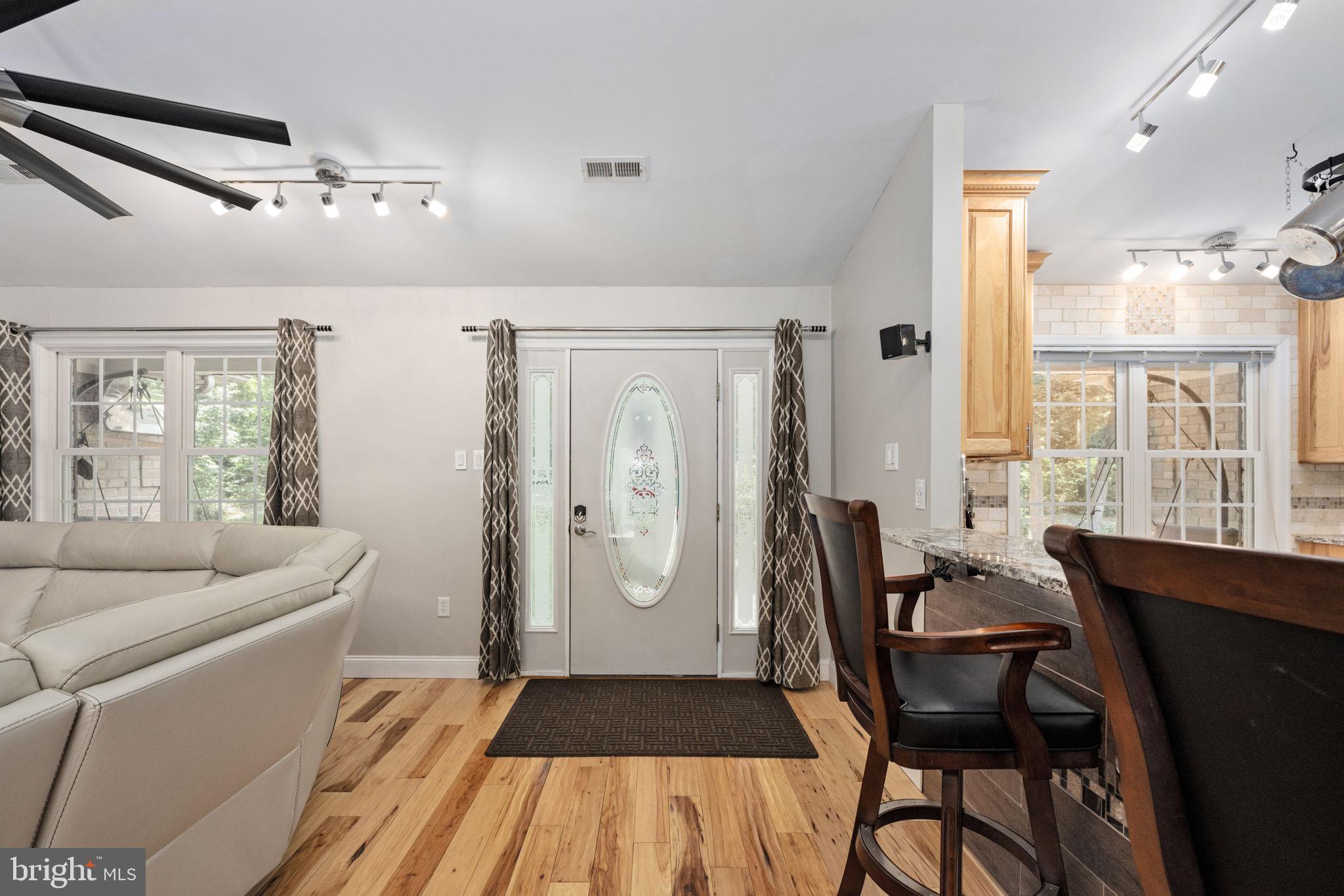 TALL PINES - Residential