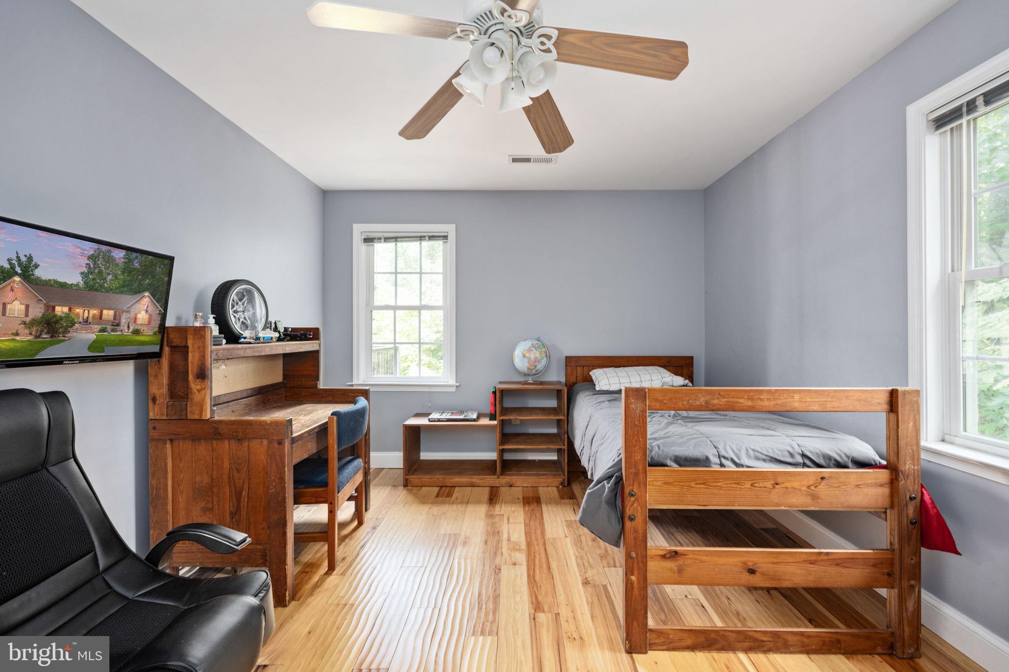 TALL PINES - Residential