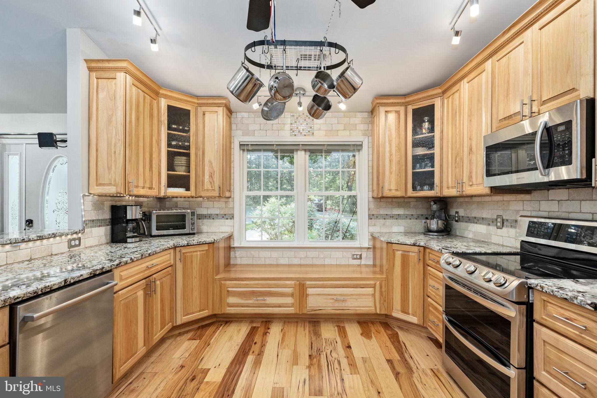 TALL PINES - Residential