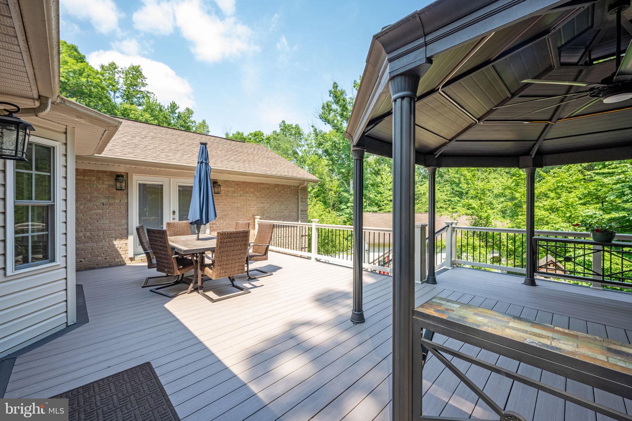 TALL PINES - Residential