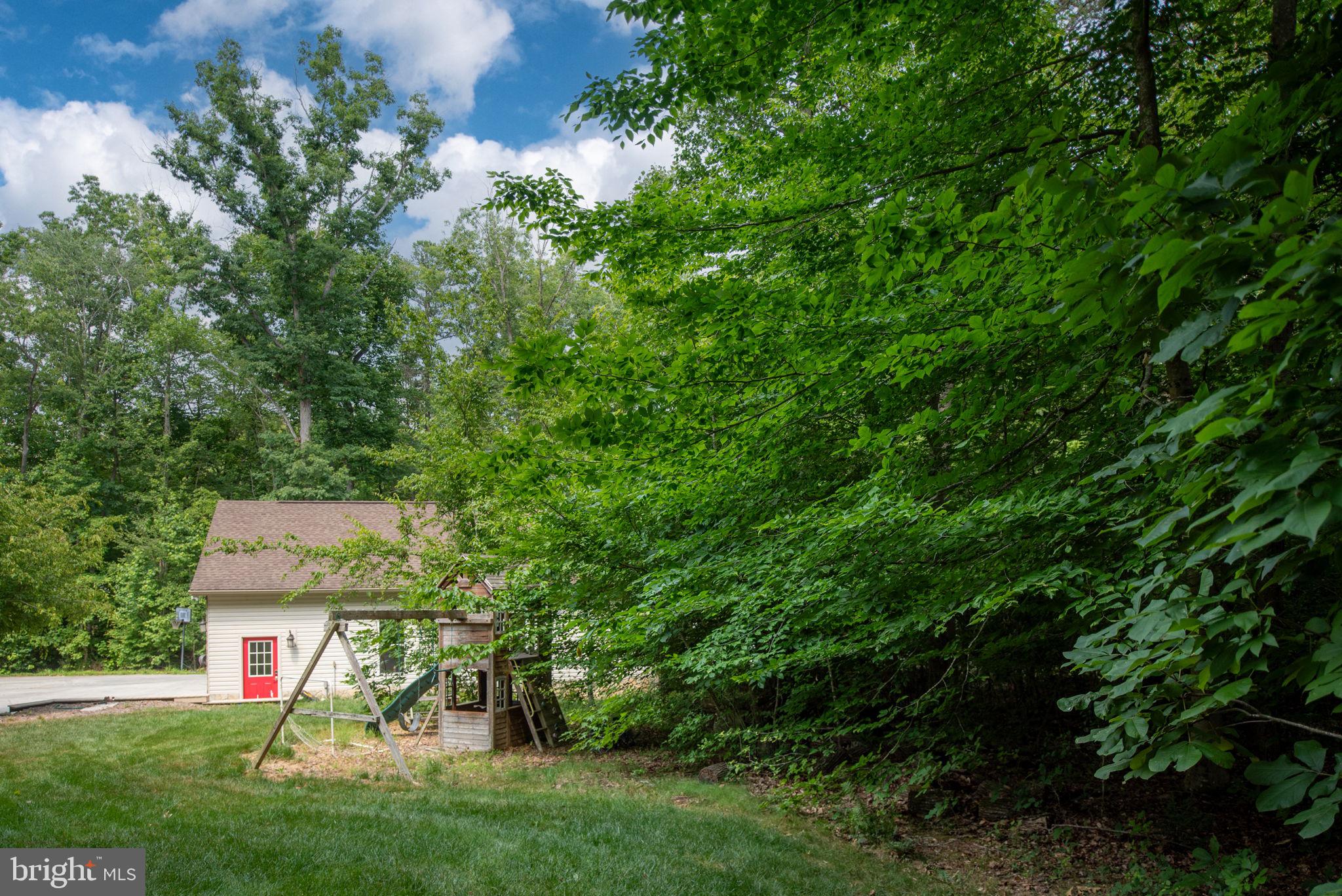 TALL PINES - Residential