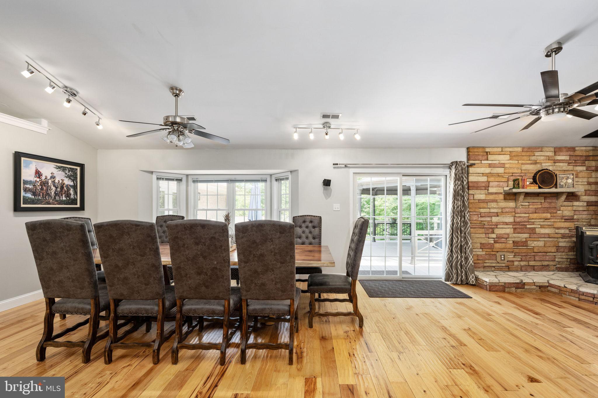 TALL PINES - Residential