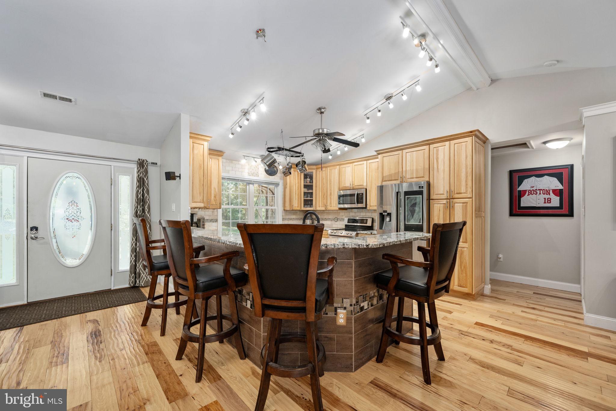 TALL PINES - Residential