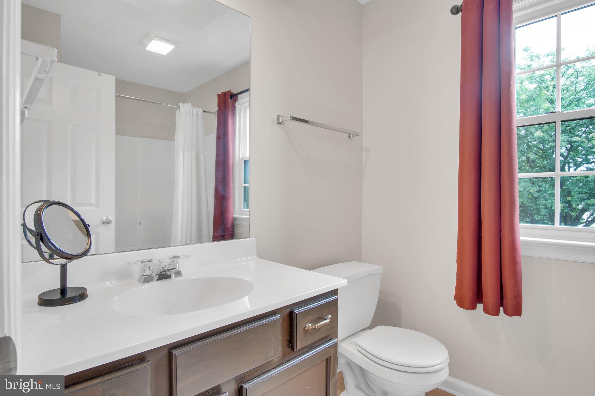 SOUTHPOINT COMMONS - Residential