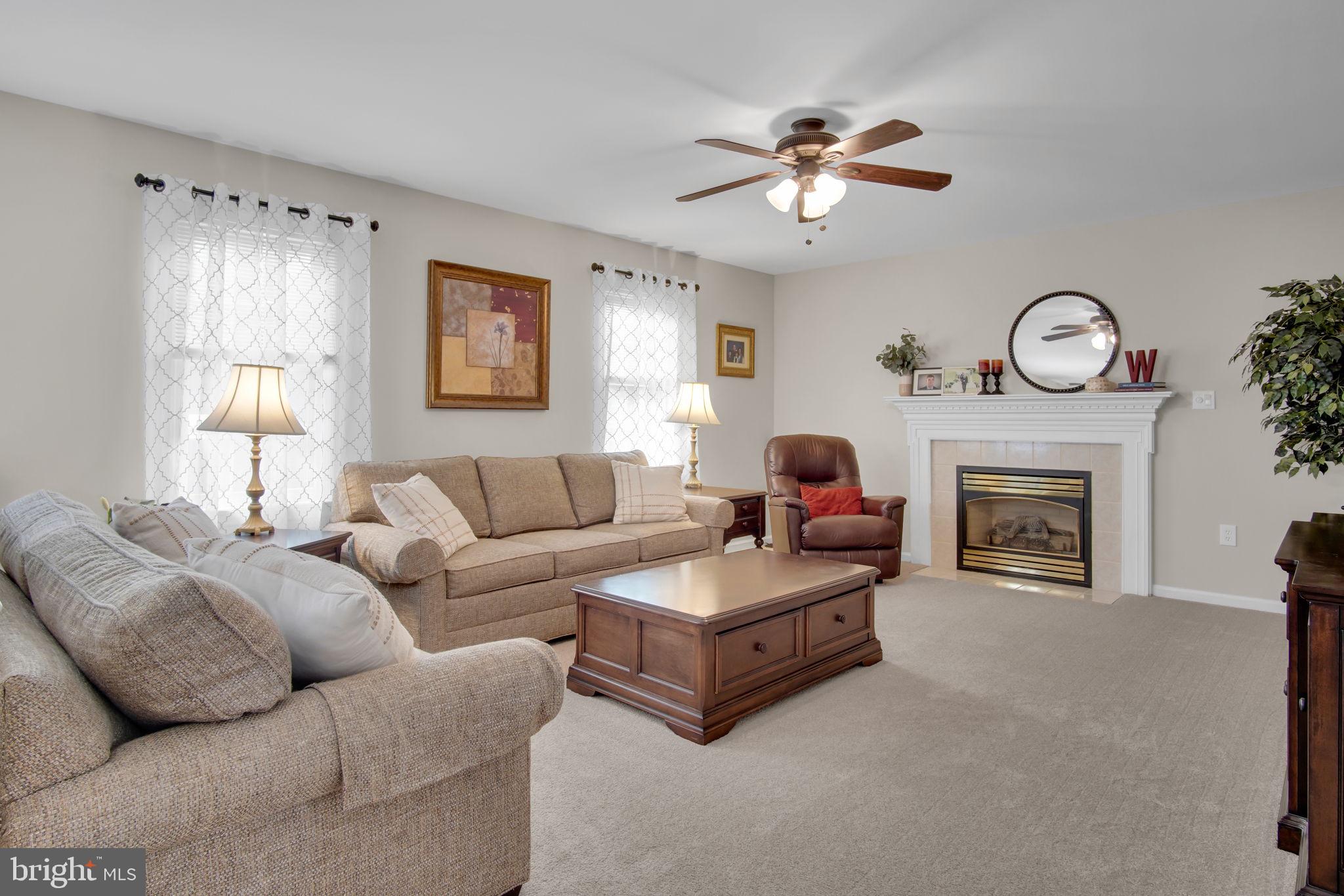 SOUTHPOINT COMMONS - Residential