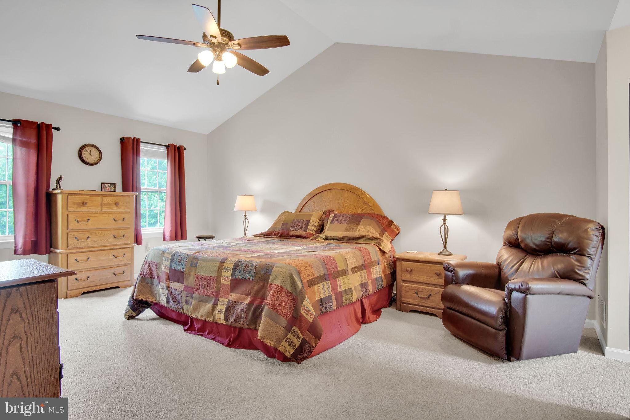 SOUTHPOINT COMMONS - Residential