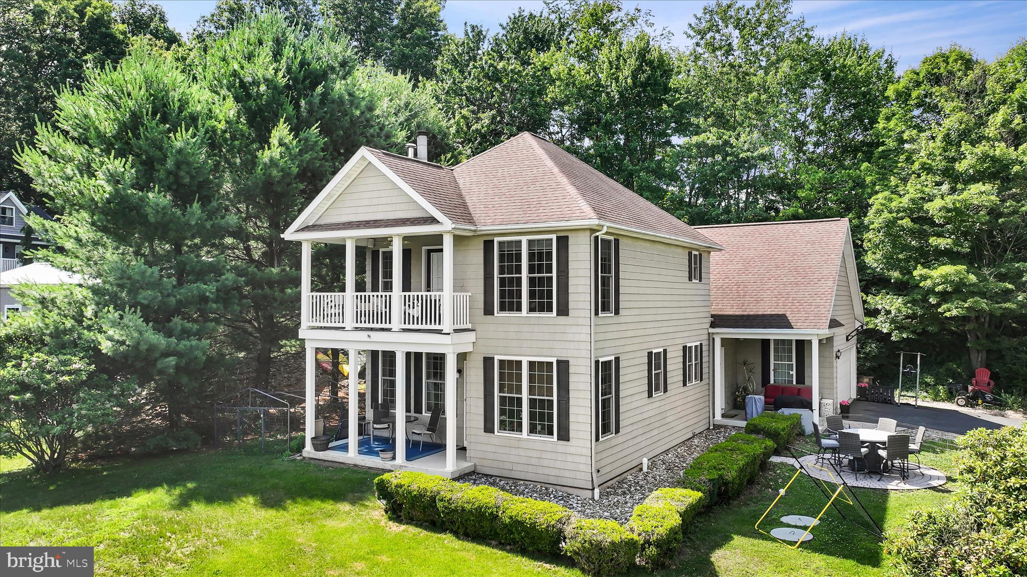 LAKE WYNONAH - Residential
