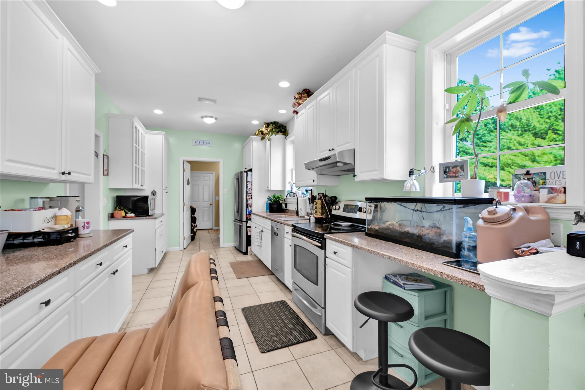 LAKE WYNONAH - Residential