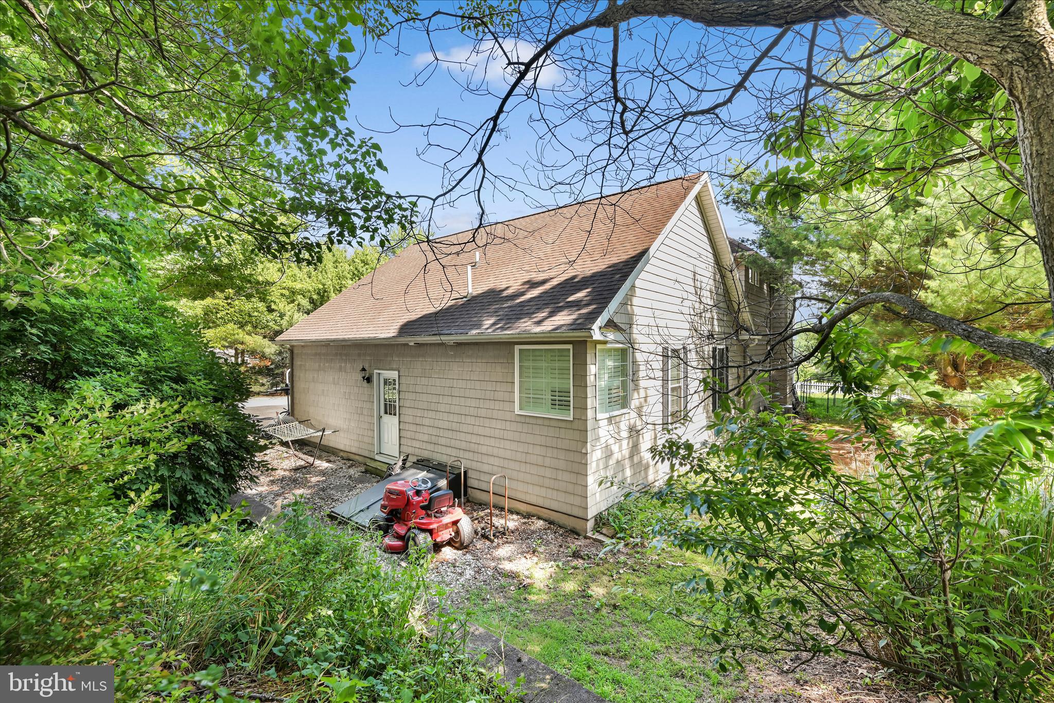 LAKE WYNONAH - Residential