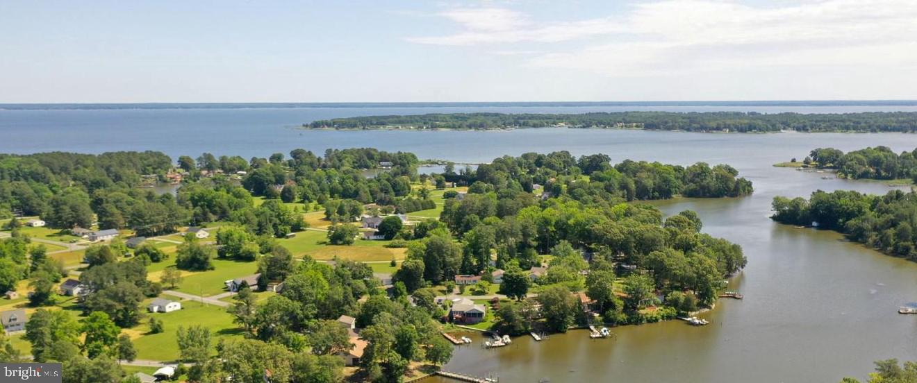 CABIN POINT - Residential