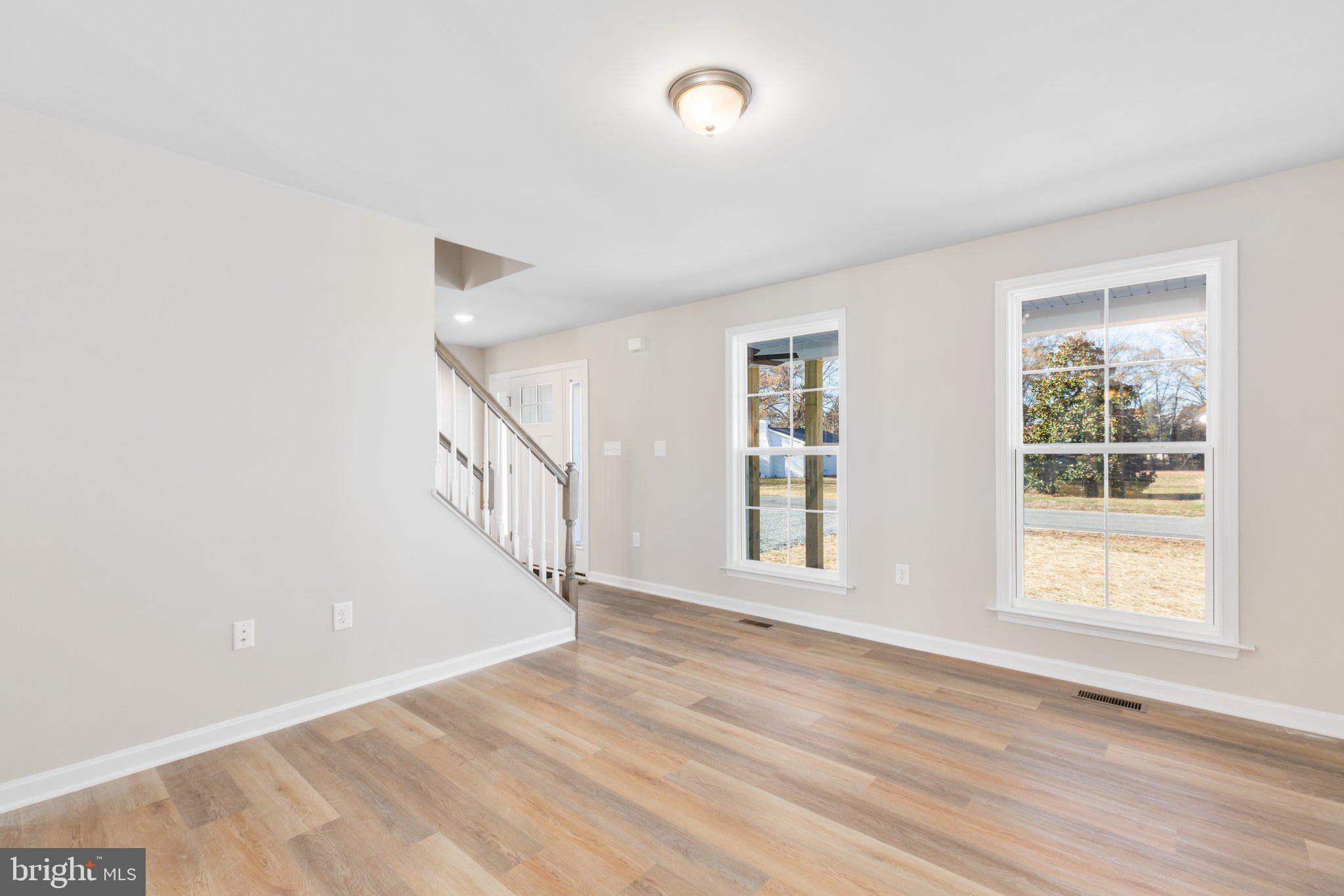 CABIN POINT - Residential