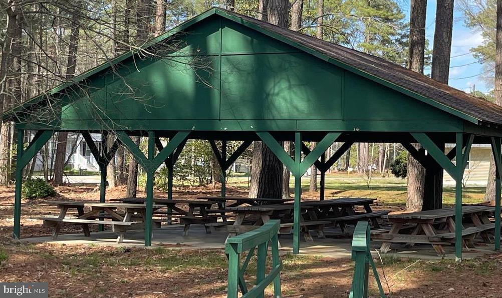 CABIN POINT - Residential