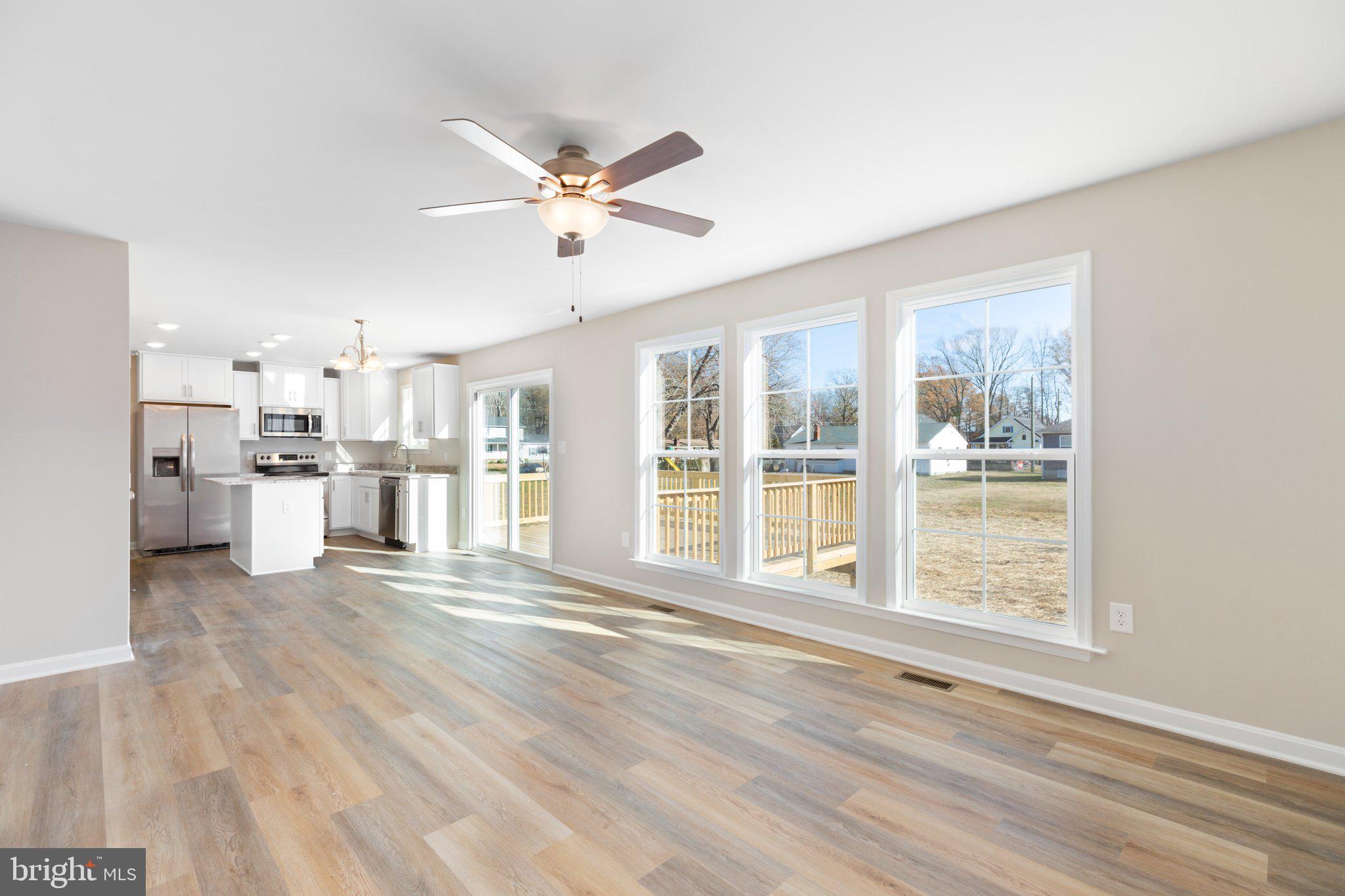 CABIN POINT - Residential