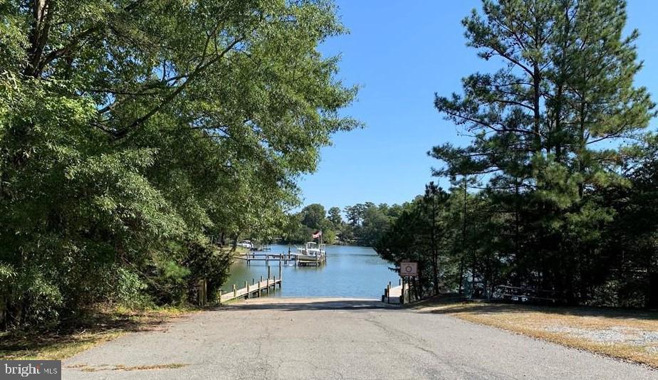 CABIN POINT - Residential