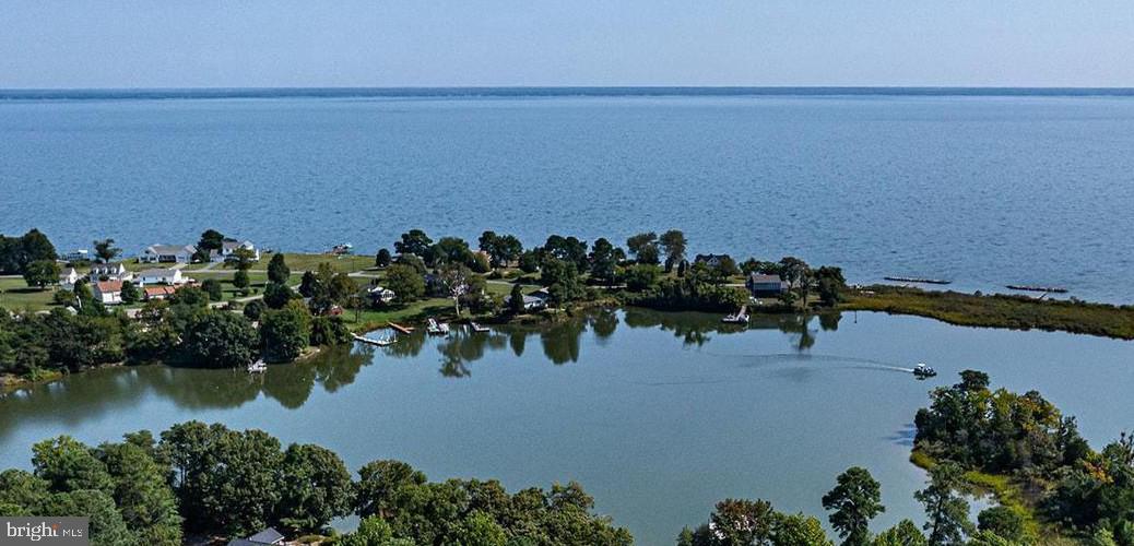 CABIN POINT - Residential