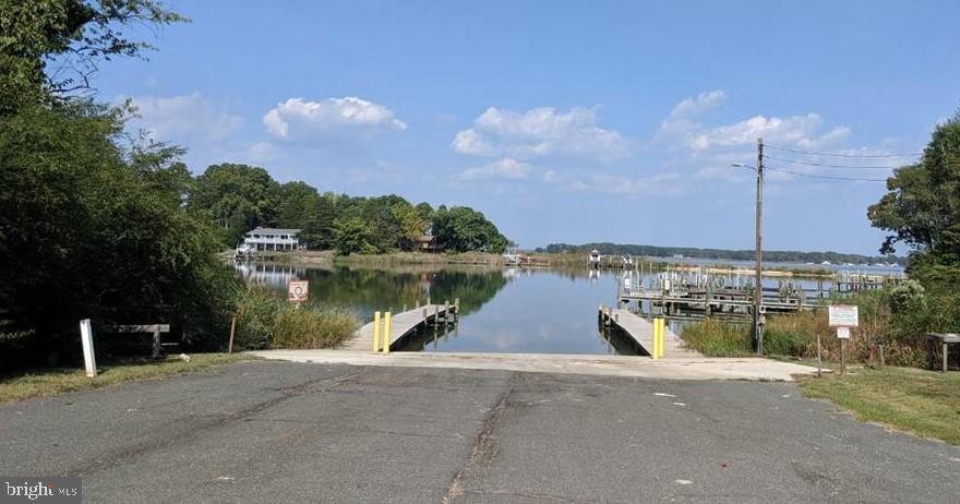 CABIN POINT - Residential