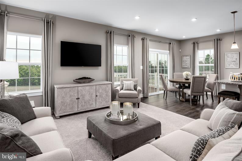 GREEN LANE MEADOWS - Residential