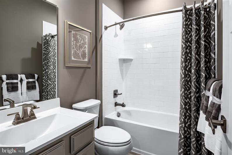 GREEN LANE MEADOWS - Residential