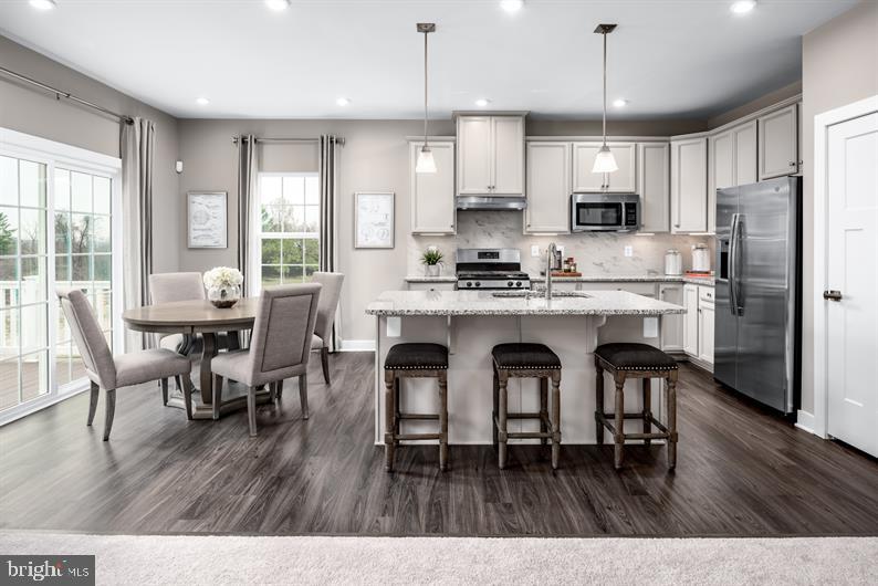 GREEN LANE MEADOWS - Residential