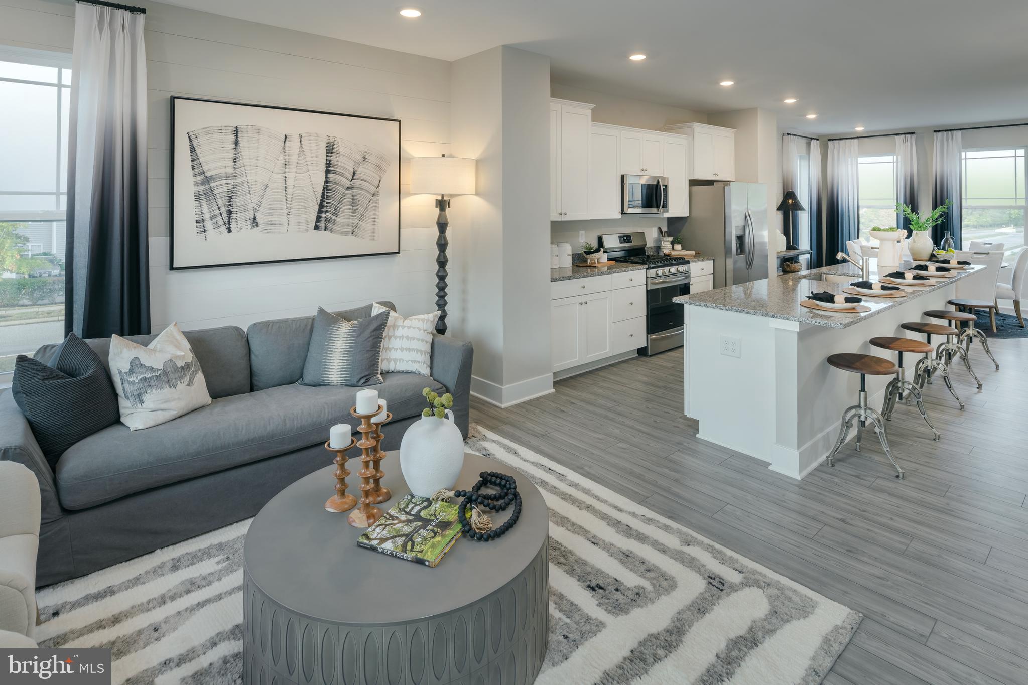 WATER'S LANDING - Residential