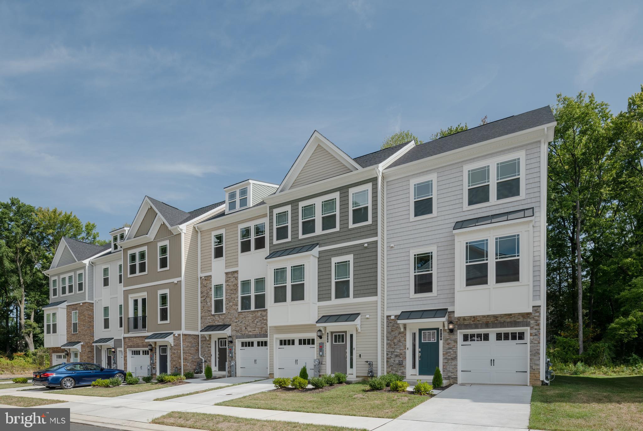 WATER'S LANDING - Residential