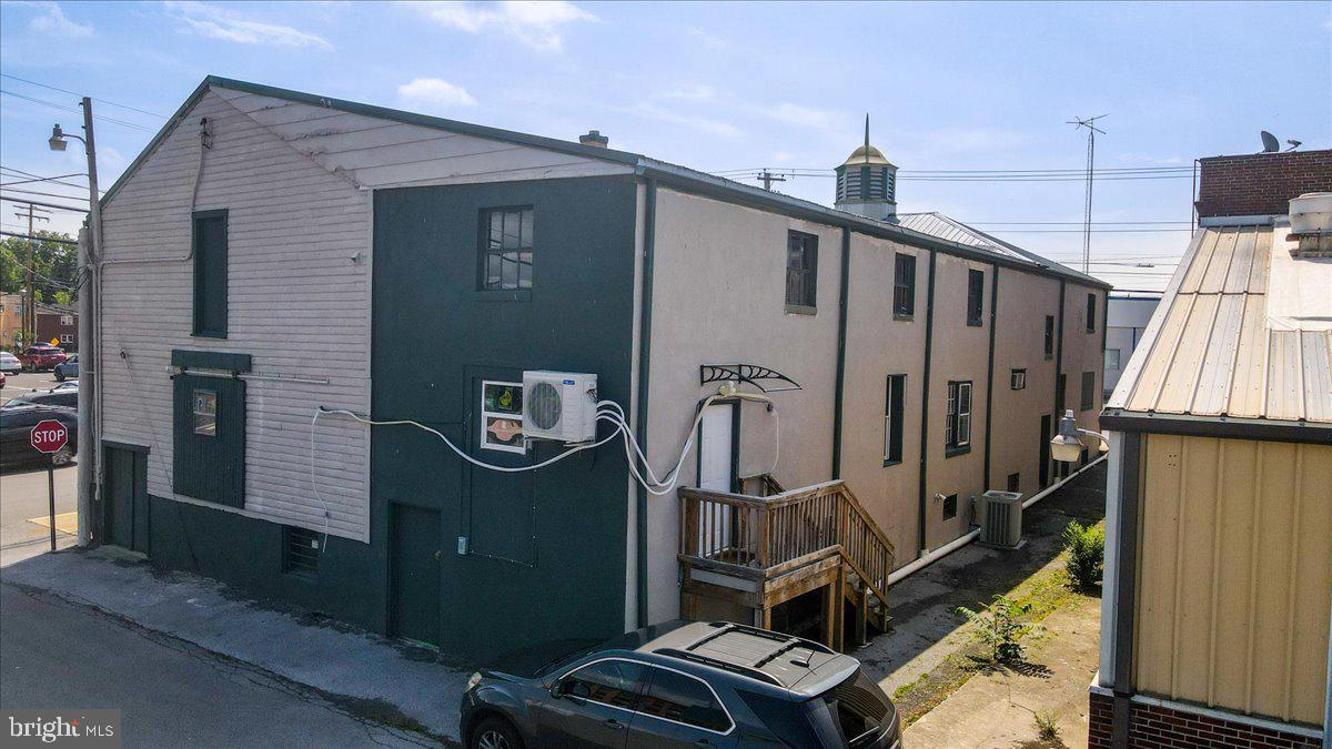 DOWNTOWN MARTINSBURG - Commercial Sale