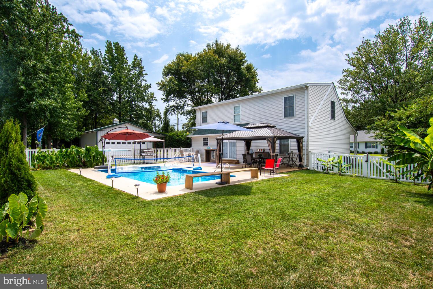 BAY CITY - Residential