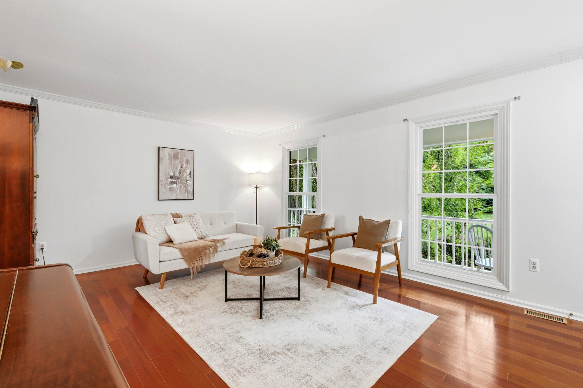 LOCKMEADE - Residential