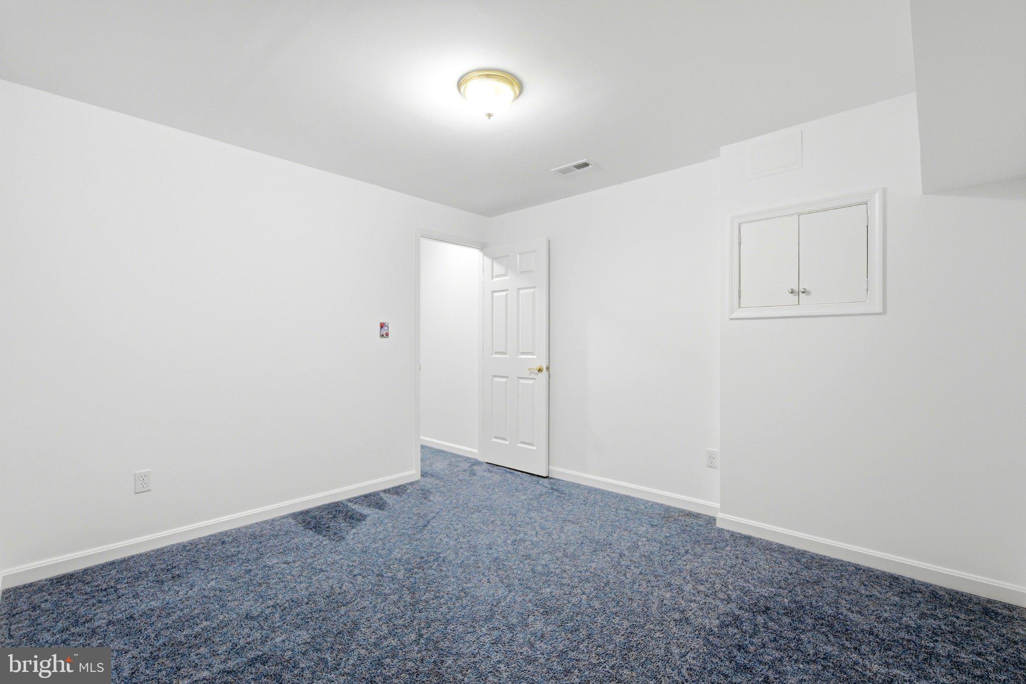 LOCKMEADE - Residential