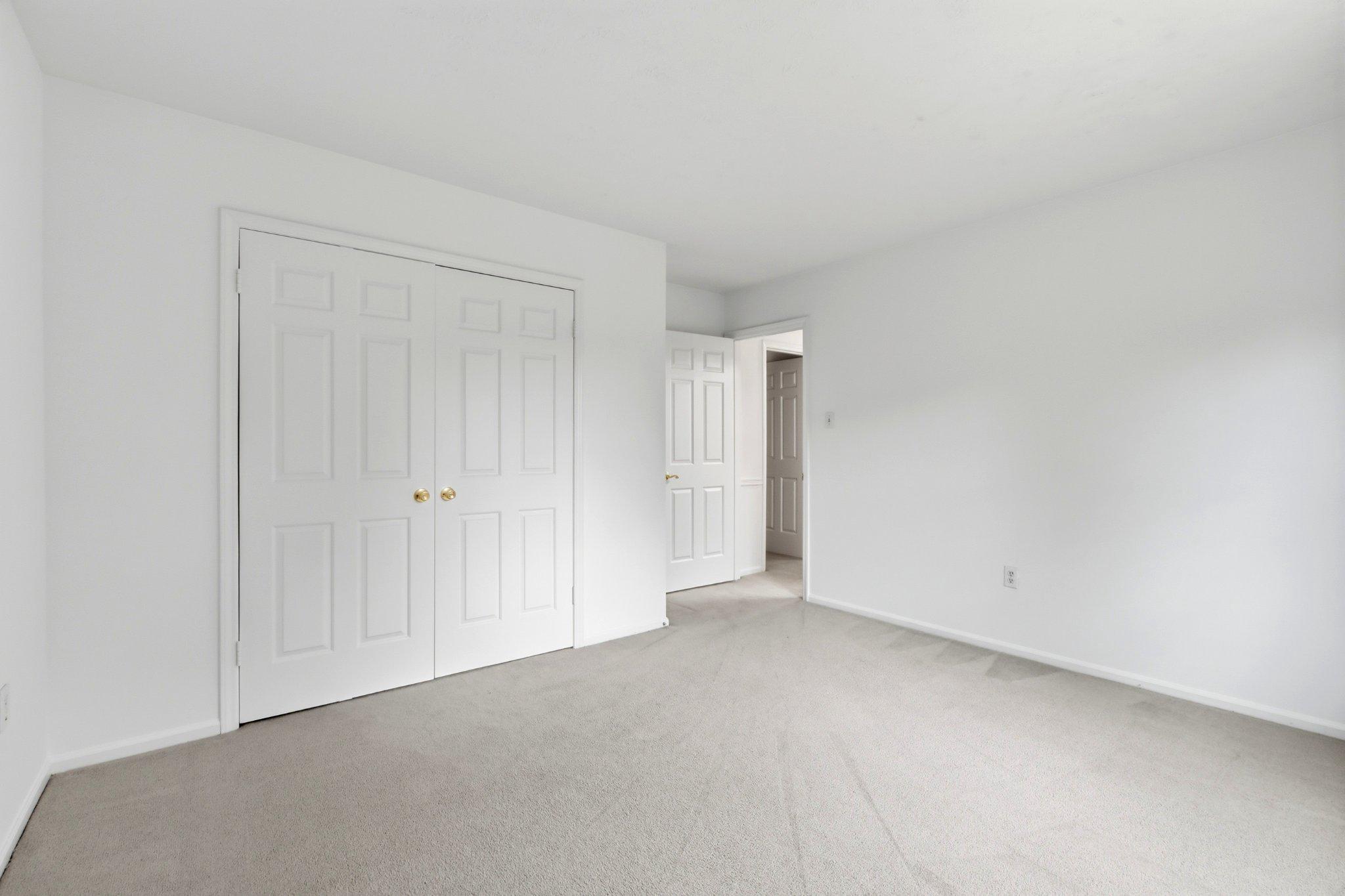 LOCKMEADE - Residential