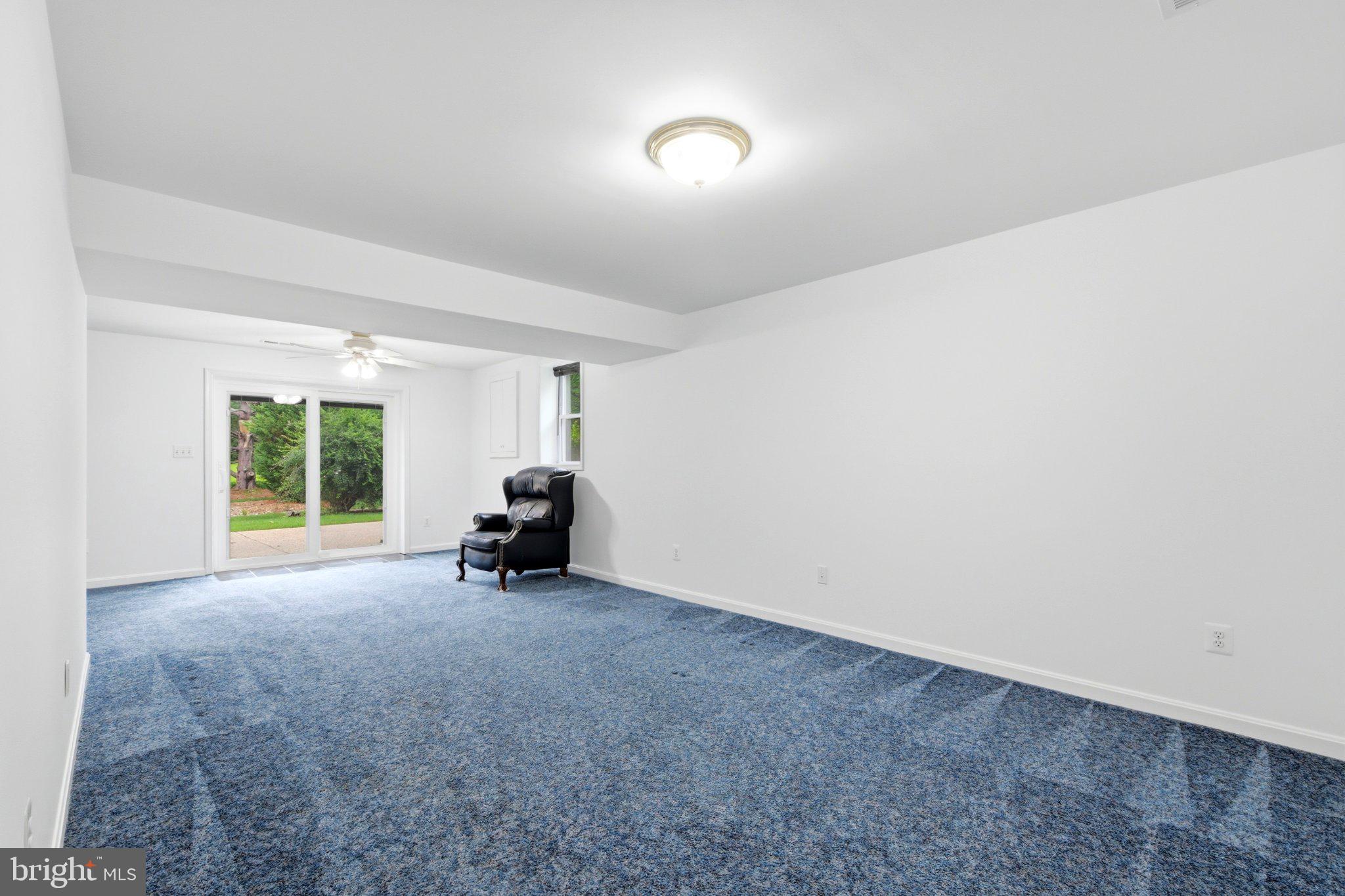 LOCKMEADE - Residential