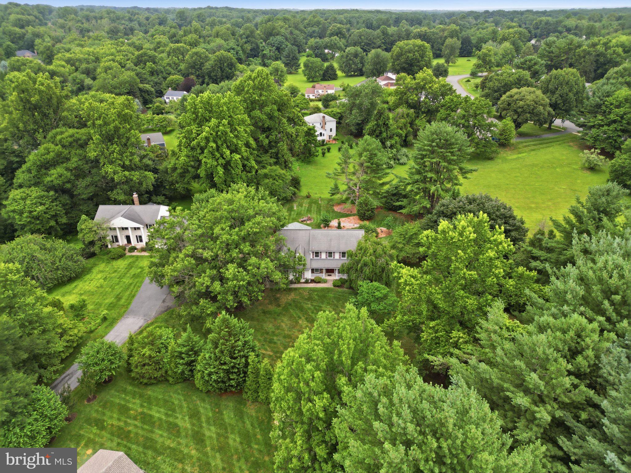 LOCKMEADE - Residential