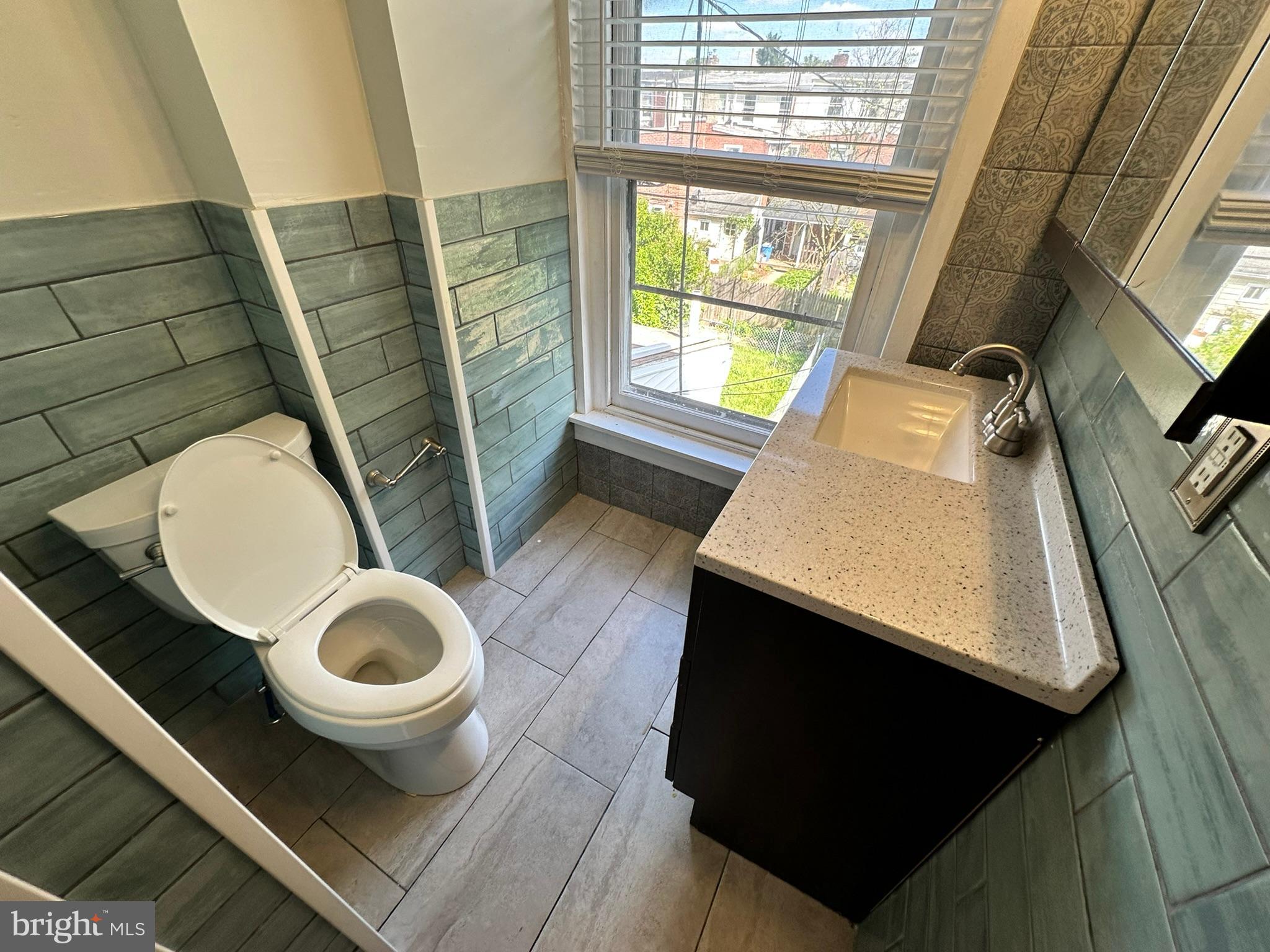 NORRISTOWN - Residential