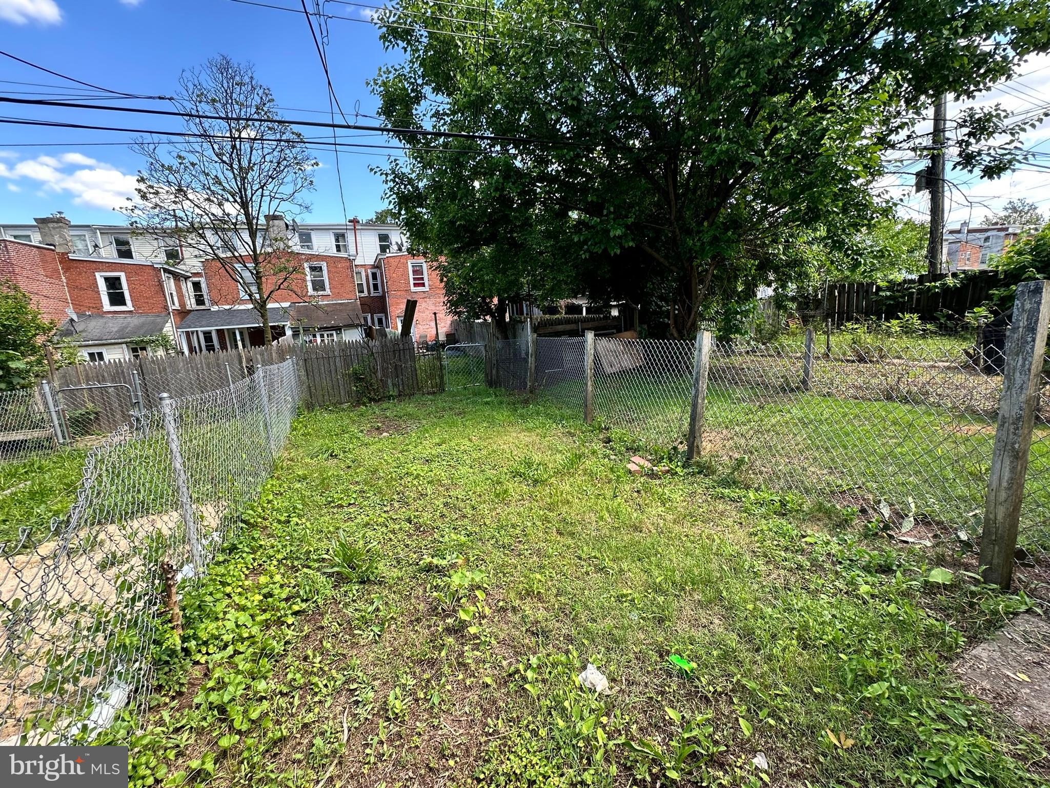 NORRISTOWN - Residential