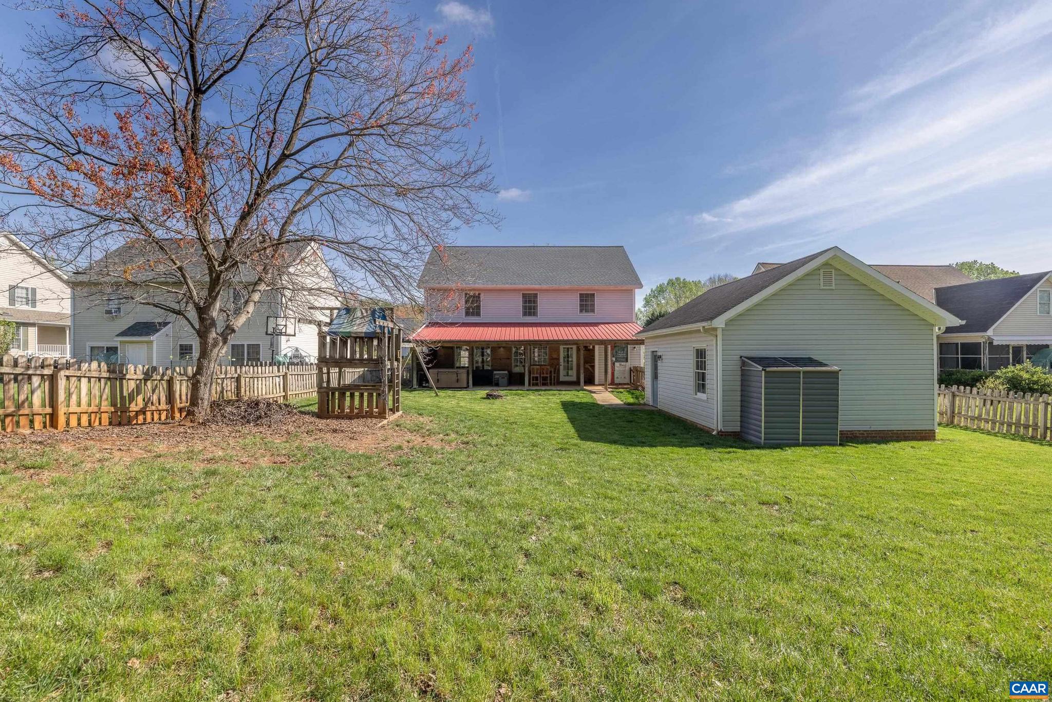 HOLLYMEAD - Residential