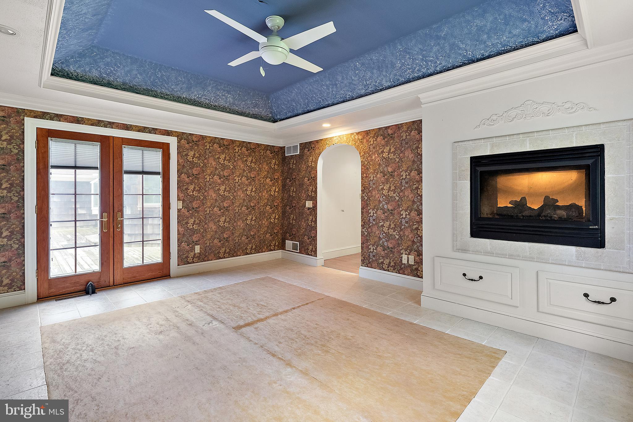 CORNER KETCH FARM - Residential