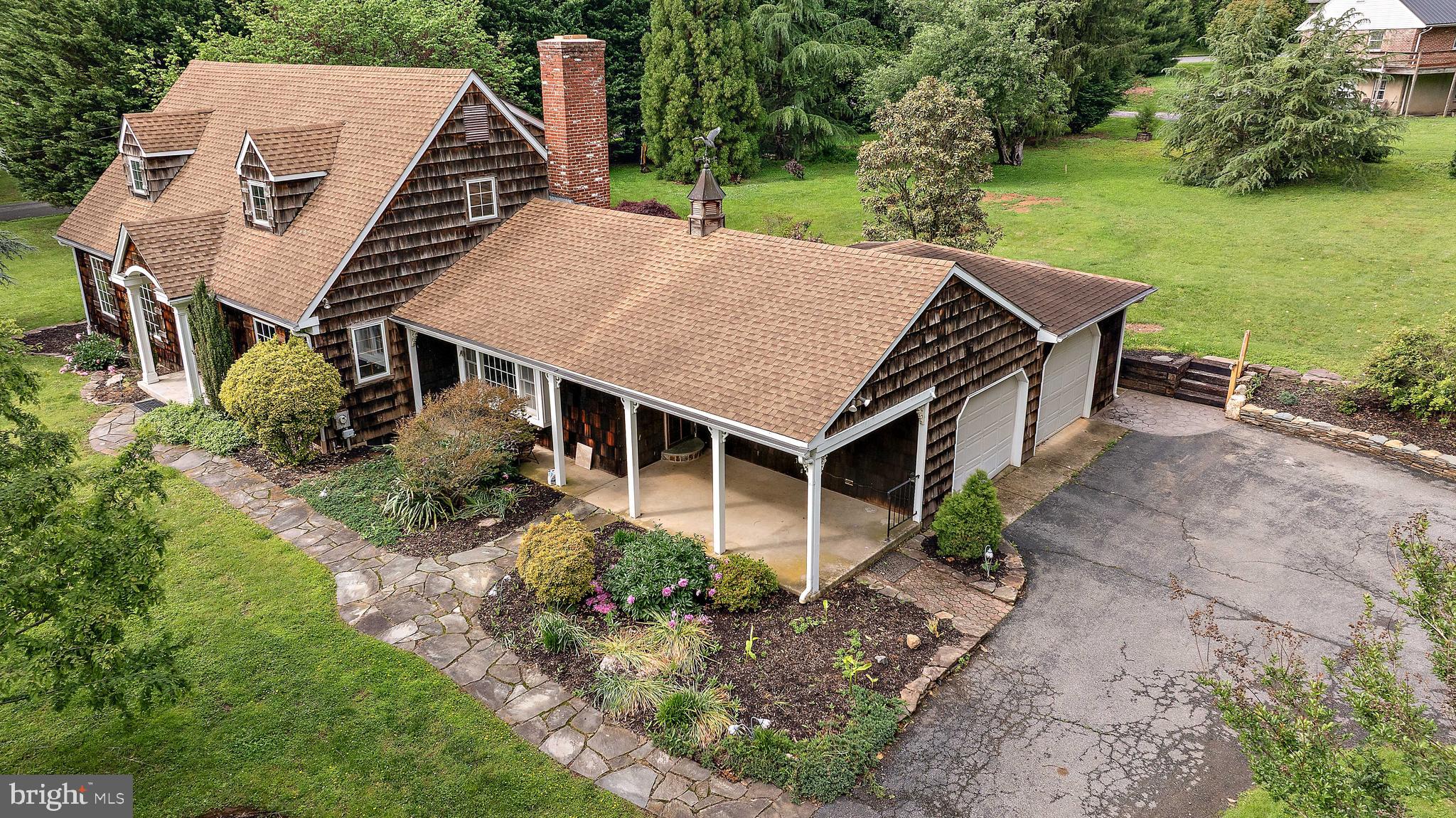 CORNER KETCH FARM - Residential