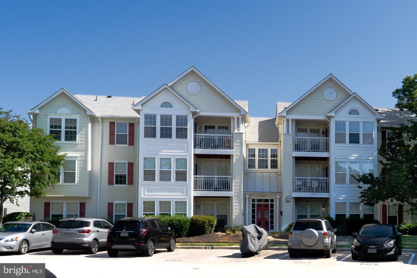 SOUTH MEADOWS - Residential