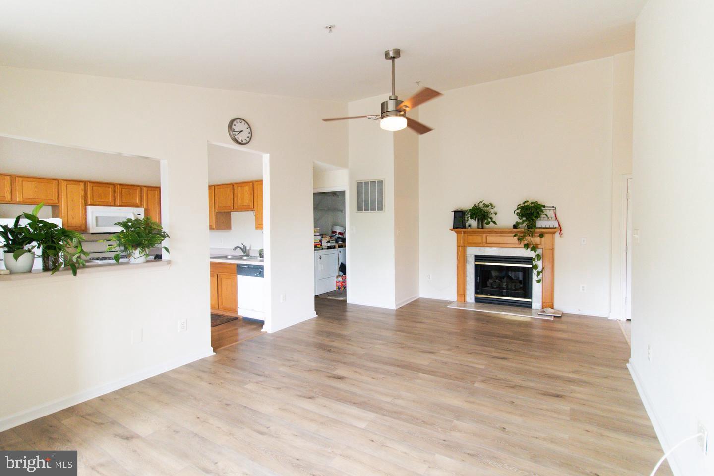 SOUTH MEADOWS - Residential