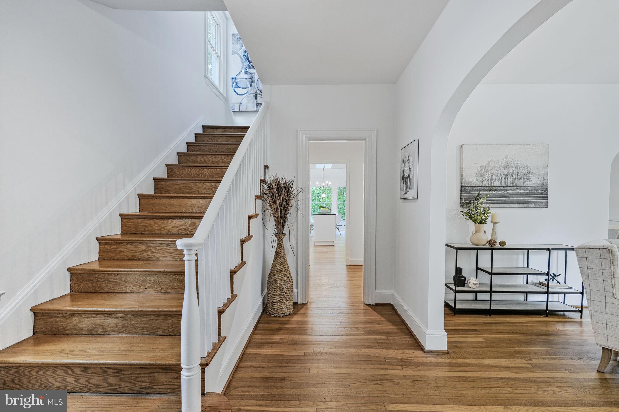 CHEVY CHASE - Residential