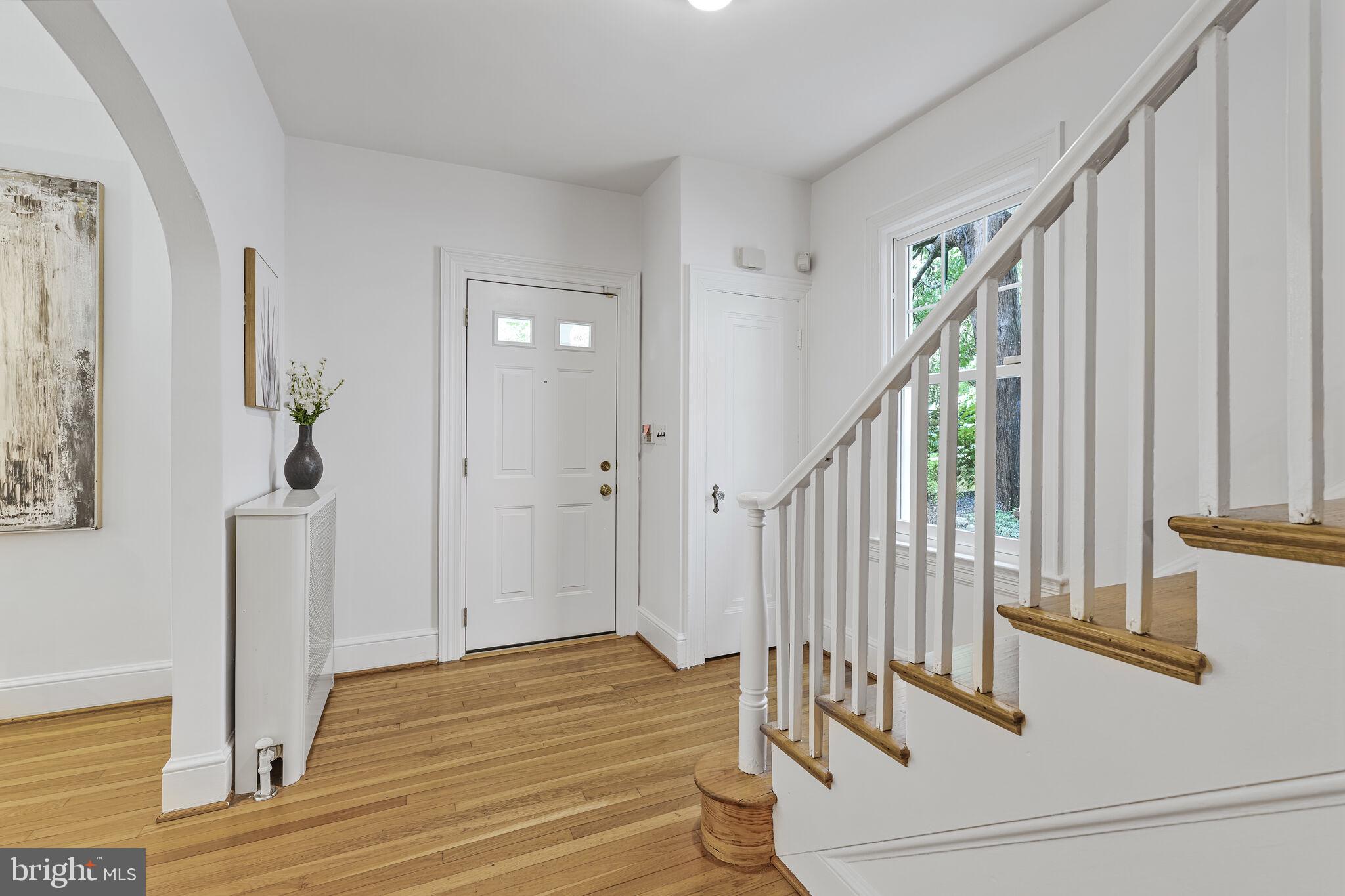 CHEVY CHASE - Residential