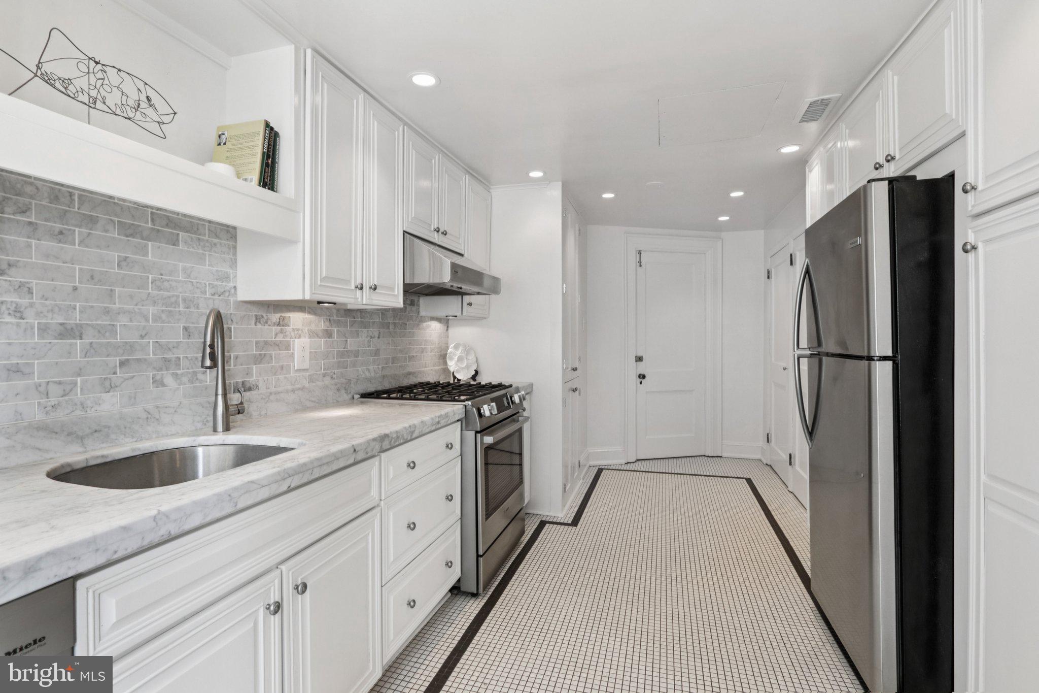 RITTENHOUSE SQUARE - Residential