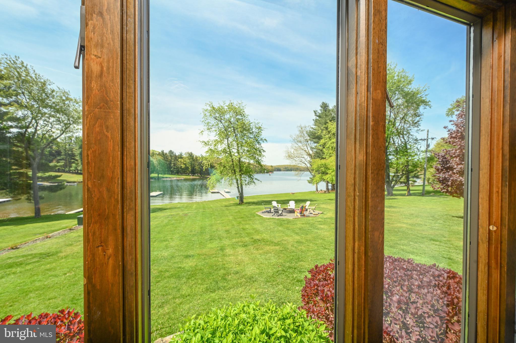 BECKMAN'S PENINSULA - Residential