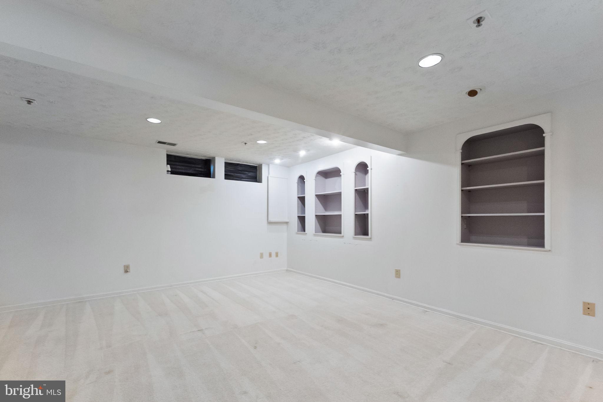 BRANDYWINE COUNTRY - Residential
