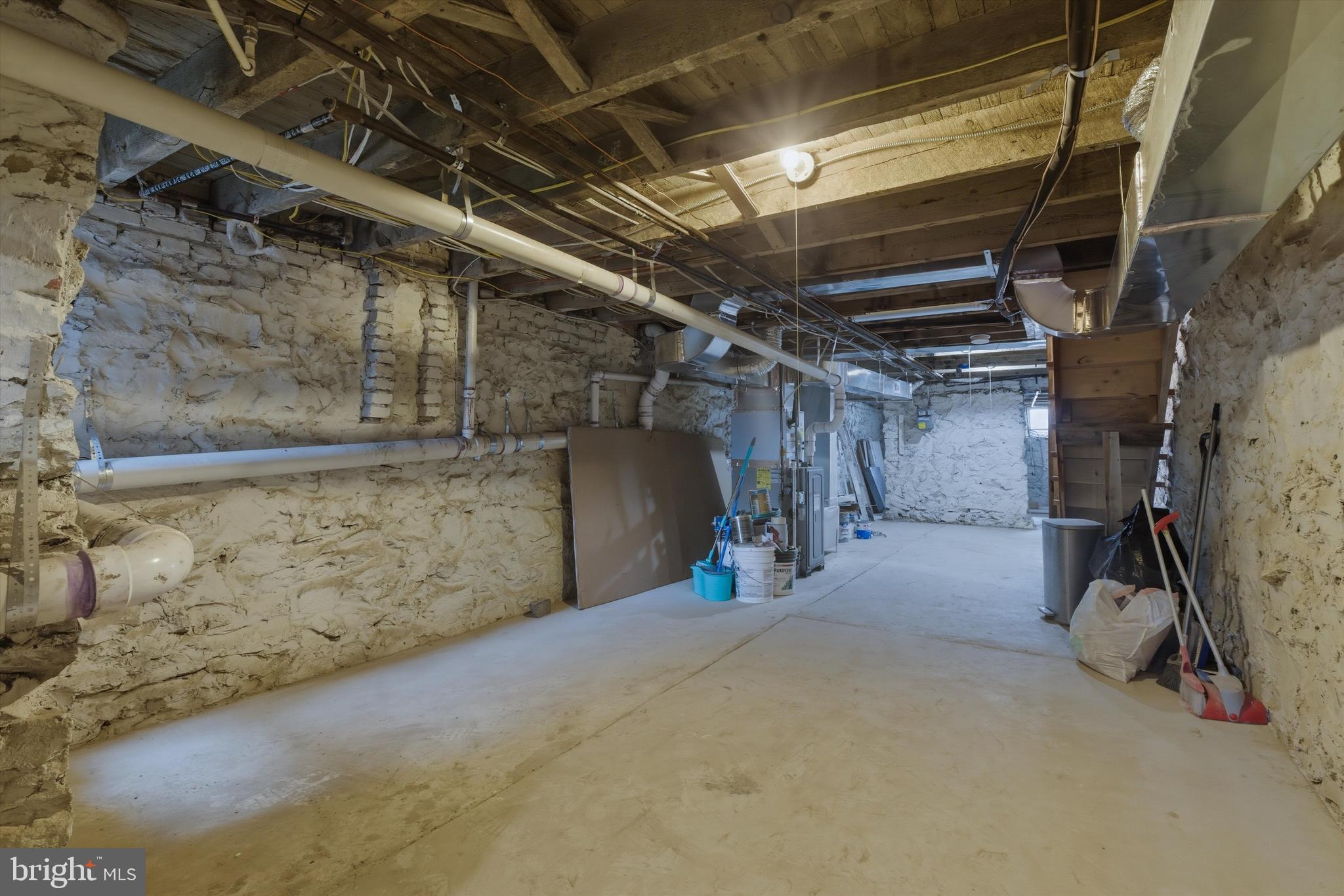 REMINGTON HISTORIC DISTRICT - Residential Lease