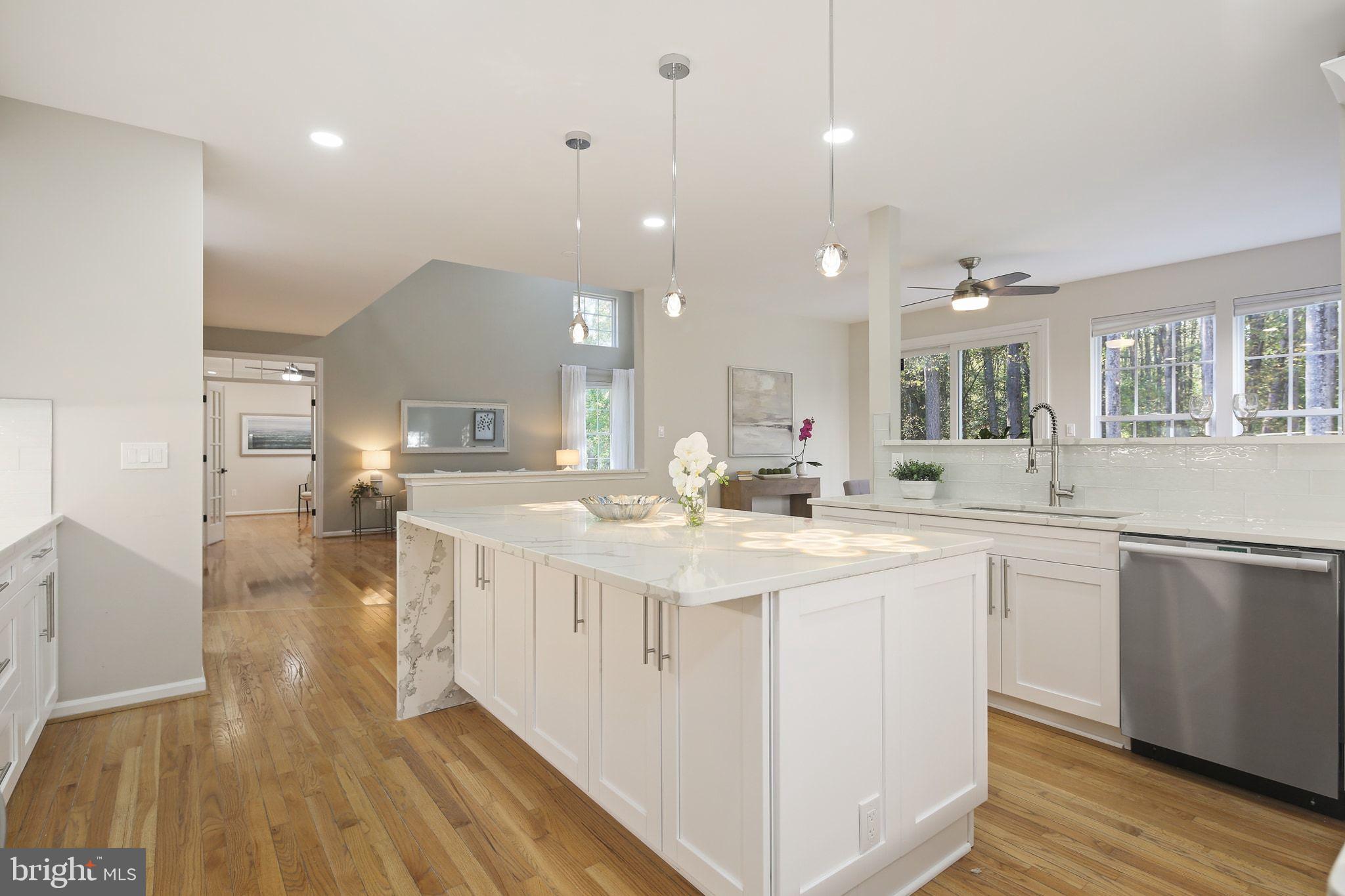 VILLAGE OF RIVER HILL - Residential