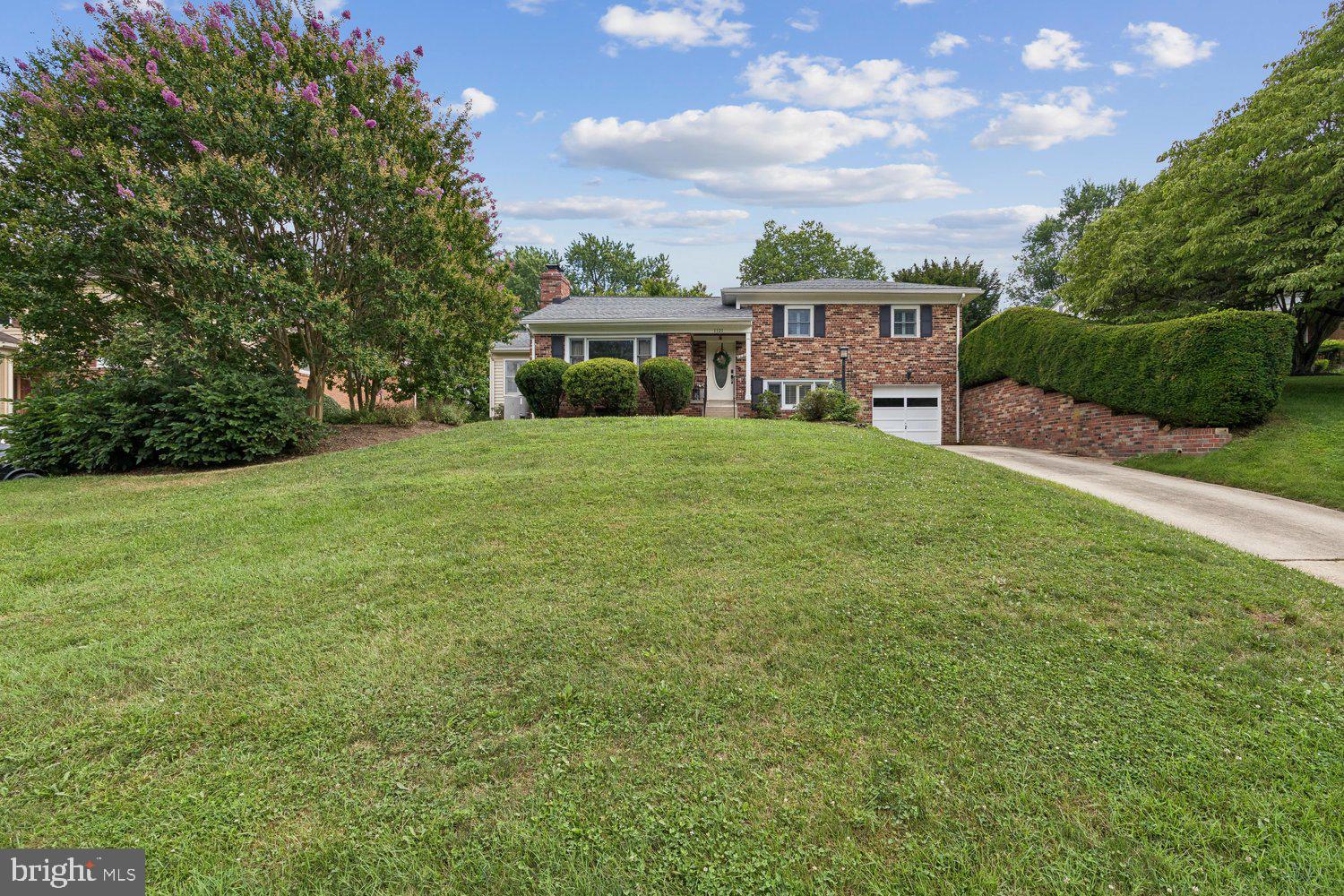 HOMESTEAD ESTATES - Residential