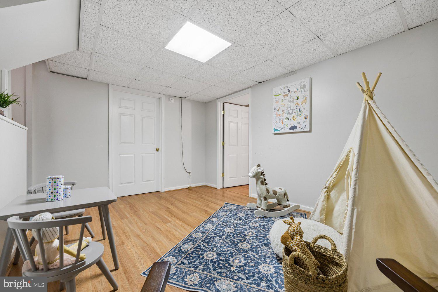 HOMESTEAD ESTATES - Residential