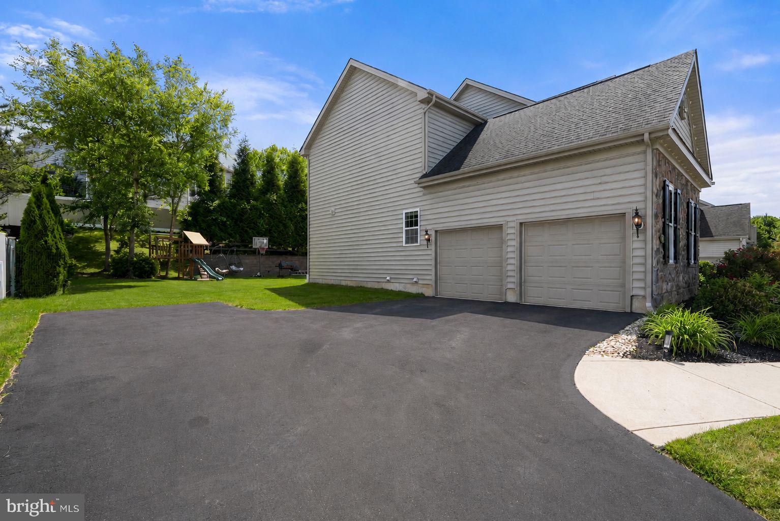 BEECHWOOD ESTATES - Residential